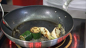 朝日豚のソテー 温野菜添え 5